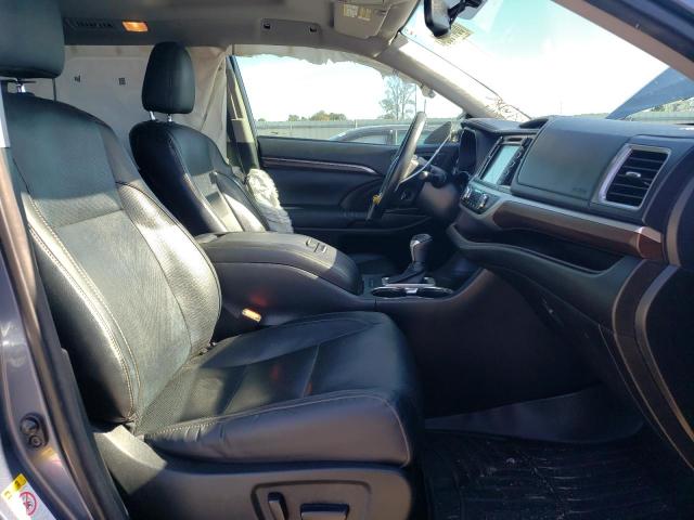 Photo 7 from auction – 2014 TOYOTA HIGHLANDER with VIN 5TDYKRFH3ES023209