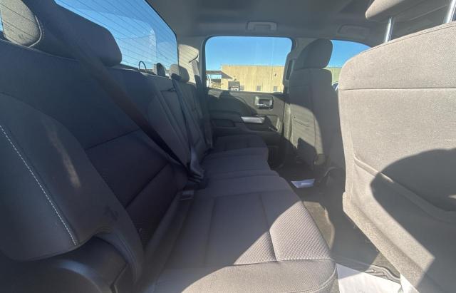 Photo 6 from auction – 2018 CHEVROLET SILVERADO with VIN 3GCUKRECXJG150472
