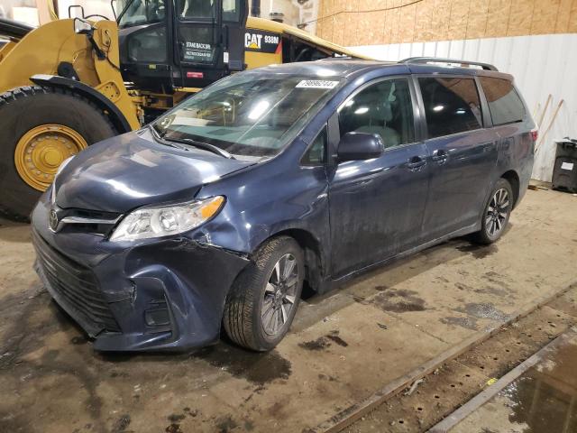 TOYOTA SIENNA LE 2018 with VIN 5TDJZ3DC3JS197731 - Photo from auction