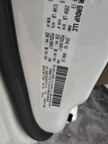 Photo 14 from auction – 2013 CHRYSLER TOWN & COU with VIN 2C4RC1GG4DR734773