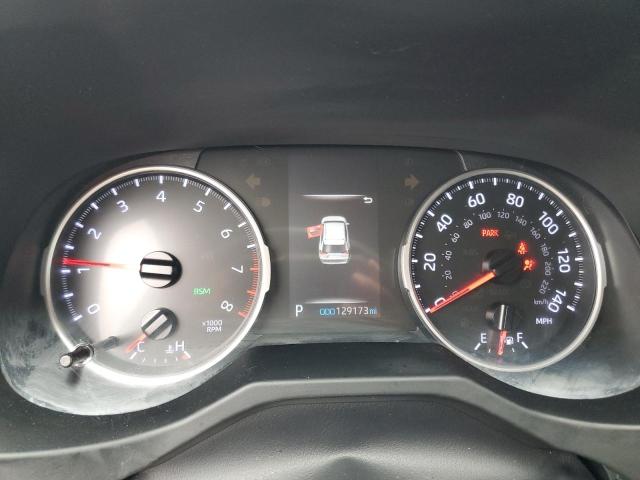 Photo 9 from auction – 2019 TOYOTA RAV4 XLE with VIN JTMW1RFVXKD516084