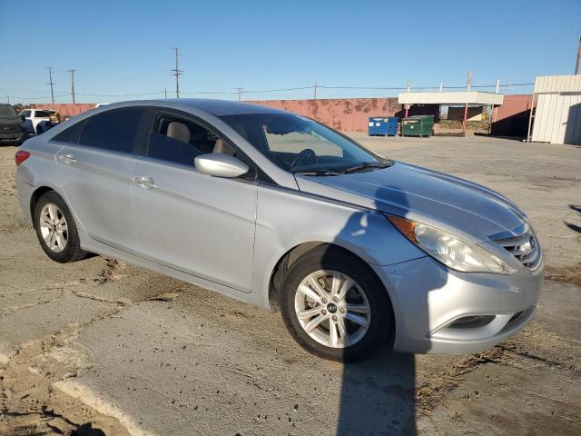 Photo 4 from auction – 2013 HYUNDAI SONATA GLS with VIN 5NPEB4AC9DH664693