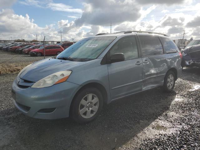 TOYOTA SIENNA CE 2010 with VIN 5TDKK4CC6AS322463 - Photo from auction