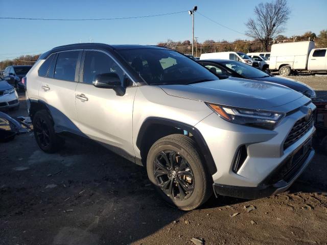 Photo 4 from auction – 2022 TOYOTA RAV4 XSE with VIN 2T3E6RFV8NW034444