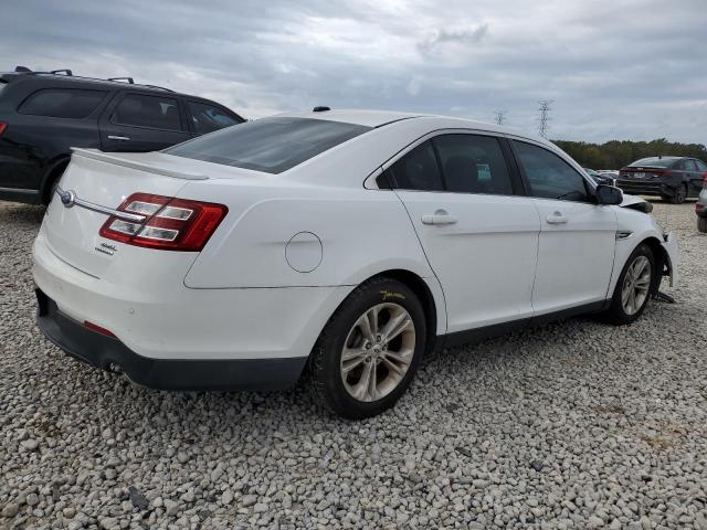 Photo 3 from auction – 2013 FORD TAURUS SEL with VIN 1FAHP2E87DG161148