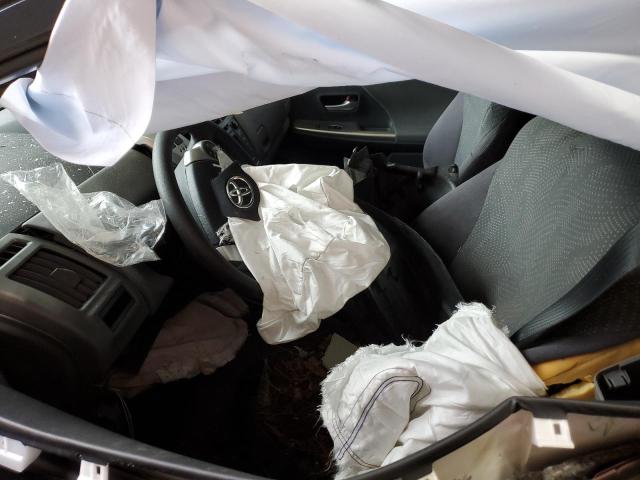 Photo 7 from auction – 2013 TOYOTA PRIUS V with VIN JTDZN3EU9D3209375
