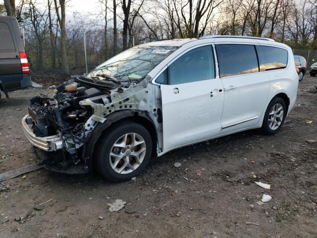 CHRYSLER PACIFICA L 2020 with VIN 2C4RC1GG1LR290315 - Photo from auction