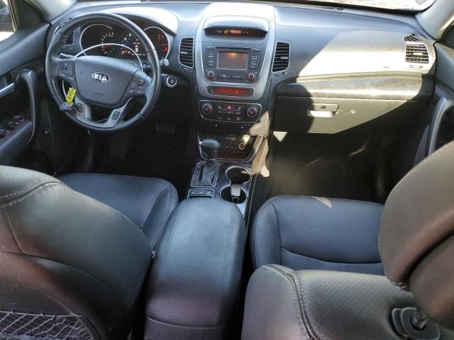 Photo 8 from auction – 2015 KIA SORENTO EX with VIN 5XYKU4A76FG589820