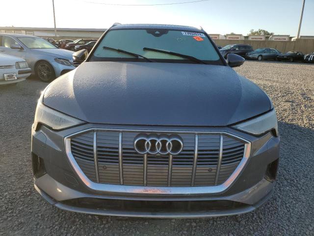 Photo 5 from auction – 2019 AUDI E-TRON PRE with VIN WA1LAAGE8KB012593