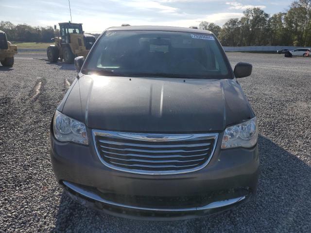 Photo 5 from auction – 2016 CHRYSLER TOWN & COU with VIN 2C4RC1BG6GR231810