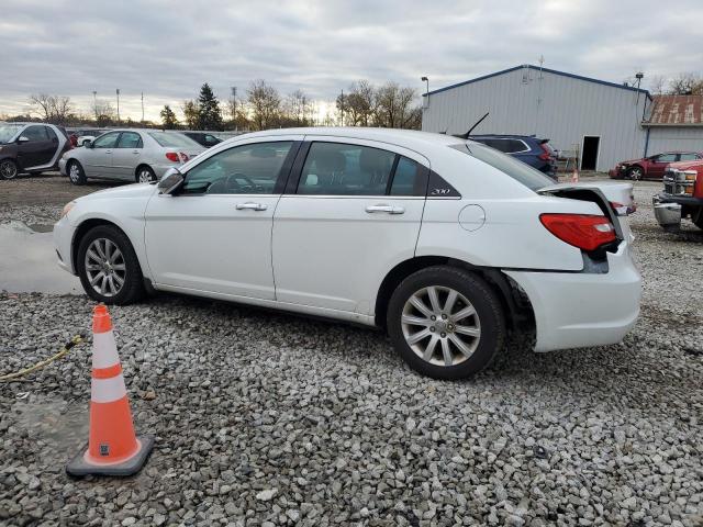 Photo 2 from auction – 2013 CHRYSLER 200 LIMITE with VIN 1C3CCBCG0DN553186