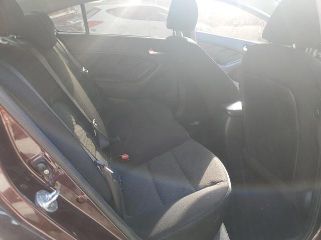 Photo 10 from auction – 2017 KIA FORTE LX with VIN 3KPFK4A72HE158365