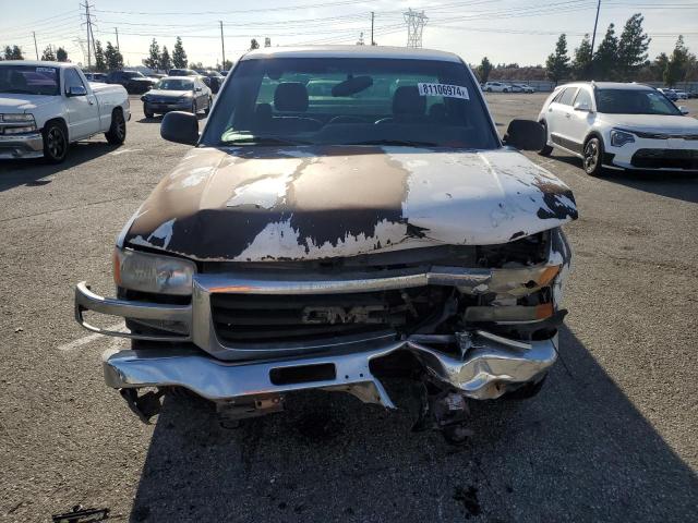 Photo 5 from auction – 2003 GMC SIERRA 150 with VIN 1GTEC14X93Z201244