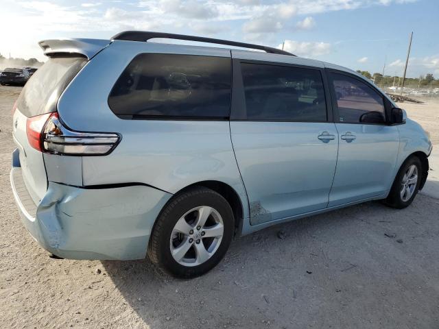Photo 3 from auction – 2016 TOYOTA SIENNA LE with VIN 5TDKK3DC0GS751678