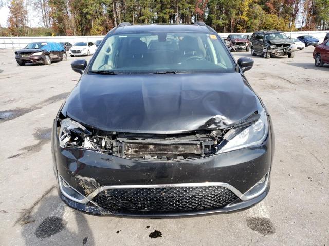 Photo 5 from auction – 2017 CHRYSLER PACIFICA T with VIN 2C4RC1BG9HR826913