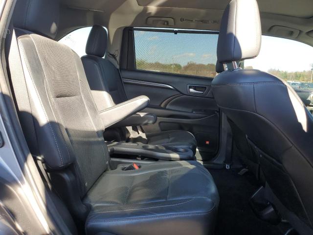 Photo 10 from auction – 2015 TOYOTA HIGHLANDER with VIN 5TDDCRFH6FS008359