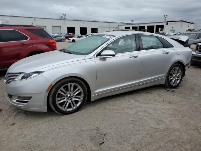 LINCOLN MKZ 2013 with VIN 3LN6L2G97DR825911 - Photo from auction