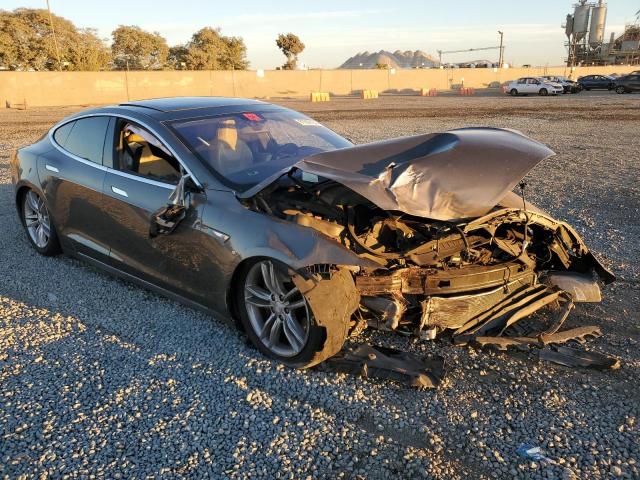 Photo 4 from auction – 2015 TESLA MODEL S with VIN 5YJSA1E17FF118585