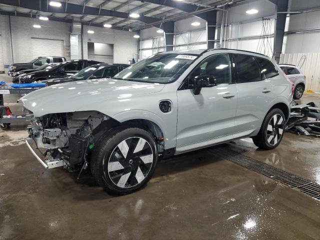 Photo 1 from auction – 2025 VOLVO XC60 PLUS with VIN YV4H60RC3S1002057