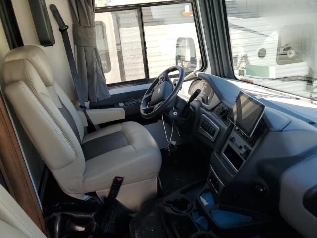 Photo 5 from auction – 2020 COACH MOTOR HOME with VIN 1F66F5DN6L0A06713
