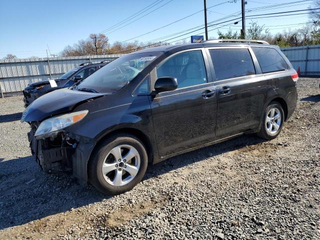 TOYOTA SIENNA LE 2013 with VIN 5TDKK3DC5DS367164 - Photo from auction