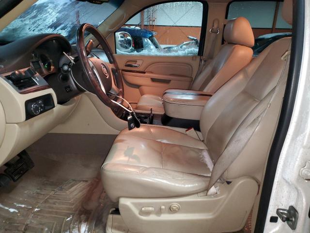 Photo 7 from auction – 2010 CADILLAC ESCALADE L with VIN 1GYUKBEF8AR251876