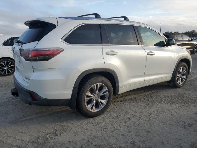 Photo 3 from auction – 2015 TOYOTA HIGHLANDER with VIN 5TDJKRFH4FS210994