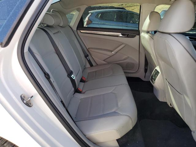 Photo 10 from auction – 2018 VOLKSWAGEN PASSAT SE with VIN 1VWBA7A36JC026428