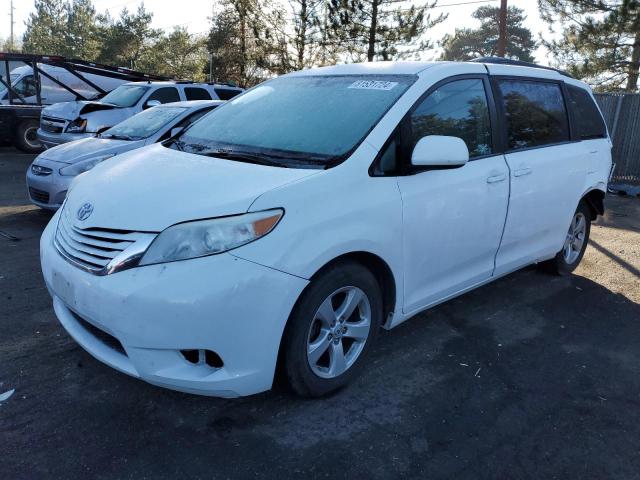 TOYOTA SIENNA LE 2015 with VIN 5TDKK3DC0FS580669 - Photo from auction