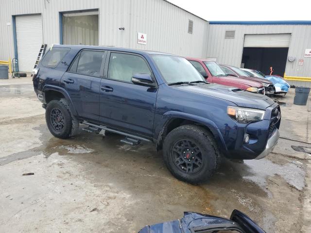 Photo 4 from auction – 2019 TOYOTA 4RUNNER SR with VIN JTEBU5JR2K5698183