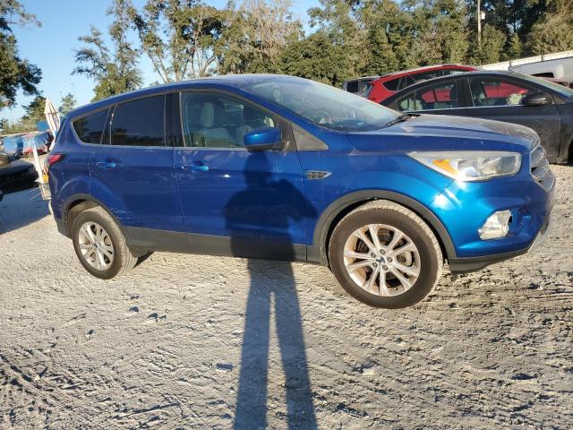 Photo 4 from auction – 2017 FORD ESCAPE SE with VIN 1FMCU0GD1HUB36812