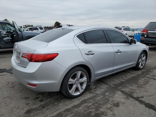 Photo 3 from auction – 2013 ACURA ILX 20 PRE with VIN 19VDE1F53DE009602