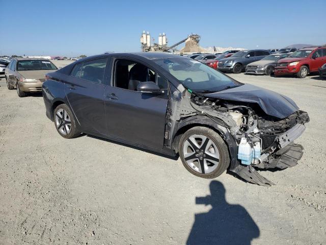 Photo 4 from auction – 2017 TOYOTA PRIUS with VIN JTDKARFUXH3533570