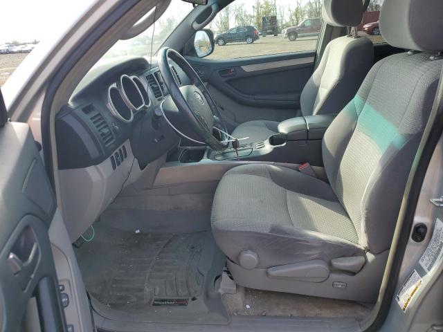 Photo 7 from auction – 2004 TOYOTA 4RUNNER SR with VIN JTEBT14R840043744