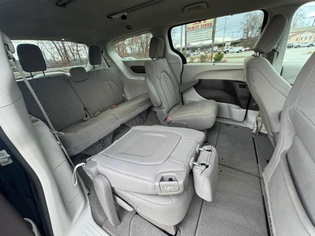 Photo 6 from auction – 2020 CHRYSLER PACIFICA T with VIN 2C4RC1FG2LR185364