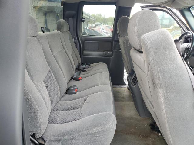 Photo 10 from auction – 2004 CHEVROLET SILVERADO with VIN 1GCEK19T74Z135691