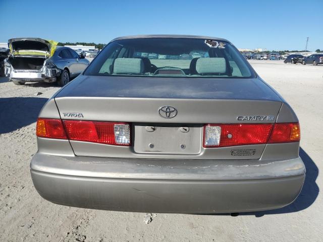 Photo 6 from auction – 2000 TOYOTA CAMRY CE with VIN 4T1BG22K9YU006121