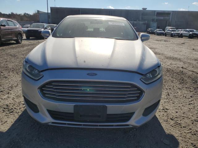 Photo 5 from auction – 2016 FORD FUSION SE with VIN 3FA6P0H7XGR345785