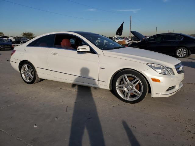 Photo 4 from auction – 2012 MERCEDES-BENZ E 350 with VIN WDDKJ5KB5CF143051