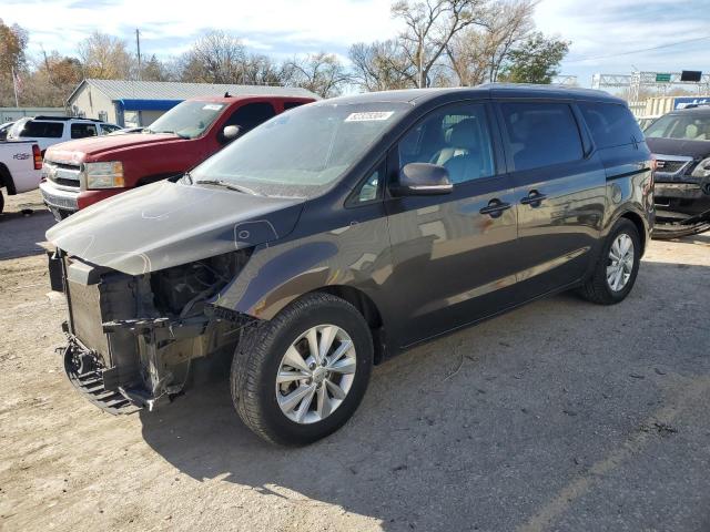 KIA SEDONA LX 2017 with VIN KNDMB5C16H6333423 - Photo from auction