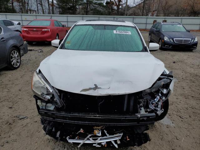 Photo 5 from auction – 2015 NISSAN SENTRA S with VIN 3N1AB7AP1FY305348