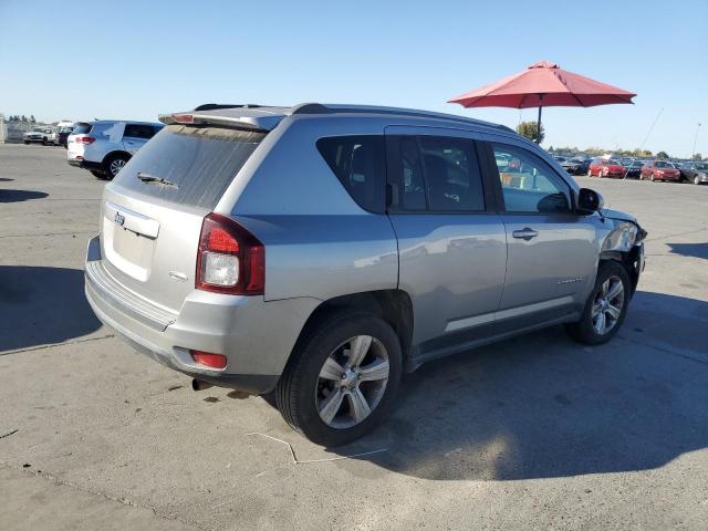 Photo 3 from auction – 2016 JEEP COMPASS LA with VIN 1C4NJDEB3GD617142