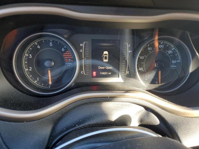Photo 9 from auction – 2018 JEEP CHEROKEE L with VIN 1C4PJLCB3JD622905