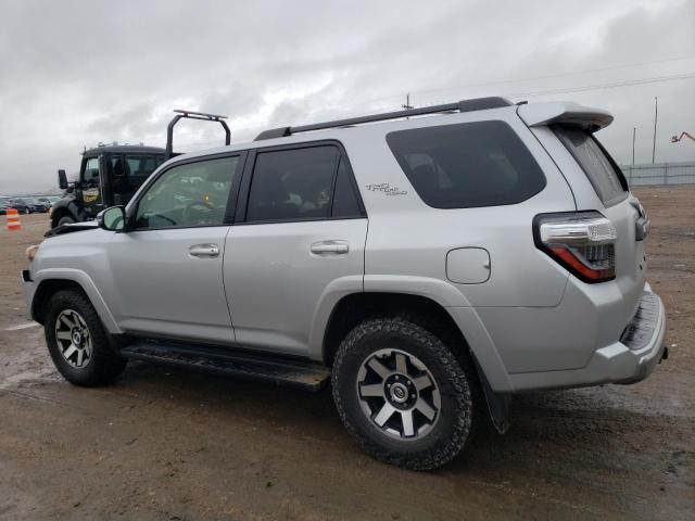 Photo 2 from auction – 2020 TOYOTA 4RUNNER SR with VIN JTEBU5JRXL5832987