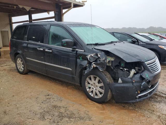 Photo 4 from auction – 2016 CHRYSLER TOWN & COU with VIN 2C4RC1BGXGR128728