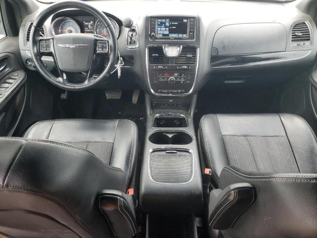 Photo 8 from auction – 2015 CHRYSLER TOWN & COU with VIN 2C4RC1HG0FR755170
