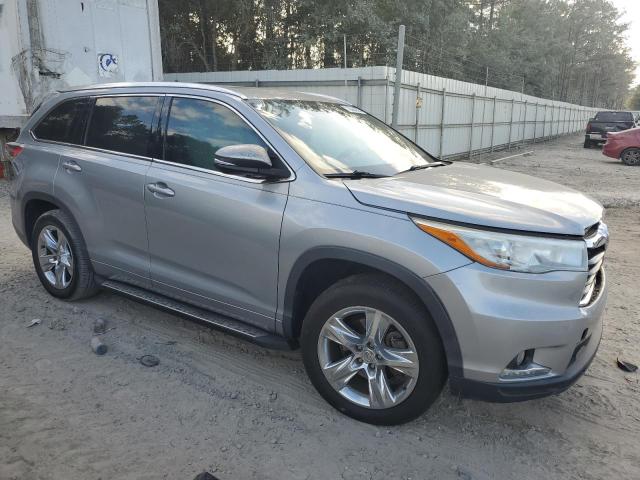 Photo 4 from auction – 2014 TOYOTA HIGHLANDER with VIN 5TDYKRFH8ES017552