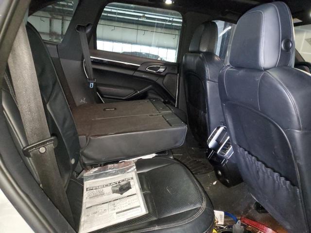 Photo 11 from auction – 2011 PORSCHE CAYENNE S with VIN WP1AB2A24BLA42830