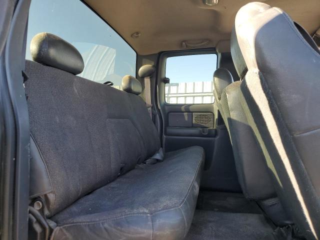 Photo 10 from auction – 2002 CHEVROLET SILVERADO with VIN 2GCEC19XX21127719