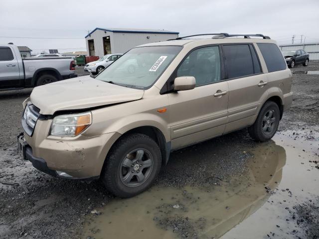 HONDA PILOT EX 2006 with VIN 2HKYF18696H564967 - Photo from auction